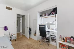 1923 N 44th Pl, Phoenix, AZ 85008 - Photo 14