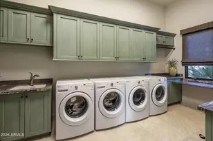 8111 N 62nd Pl, Paradise Valley, AZ 85253 - Photo 38