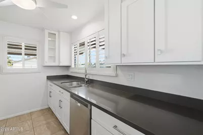 5352 S Country Club Way, Tempe, AZ 85283 - Photo 6