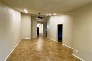 7823 W Julie Dr, Glendale, AZ 85308 - Photo 4