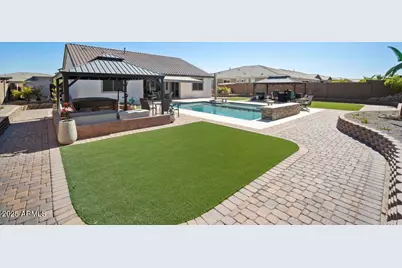 12512 W Lamar Court, Glendale, AZ 85307 - Photo 6