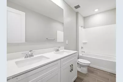 7754 W Hayward Avenue, Glendale, AZ 85303 - Photo 12