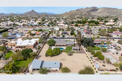 4933 W Fallen Leaf Lane, Glendale, AZ 85310 - Photo 50