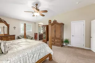 4933 W Fallen Leaf Ln, Glendale, AZ 85310 - Photo 16