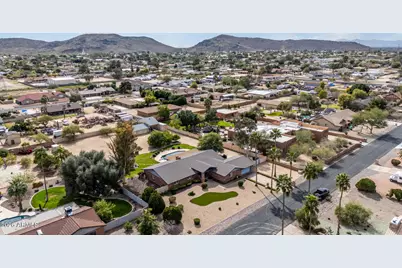 4933 W Fallen Leaf Lane, Glendale, AZ 85310 - Photo 52