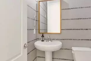 22719 N 91st Dr, Peoria, AZ 85383 - Photo 14