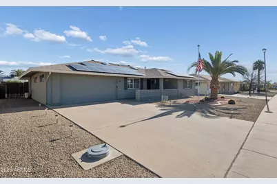 10520 W White Mountain Road, Sun City, AZ 85351 - Photo 4
