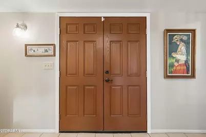 10520 W White Mountain Road, Sun City, AZ 85351 - Photo 8