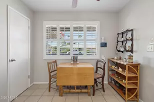 10520 W White Mountain Rd, Sun City, AZ 85351 - Photo 12