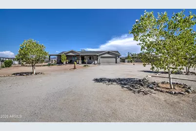 12117 S 204th Lane, Buckeye, AZ 85326 - Photo 6