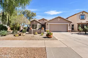 22657 S 212th St, Queen Creek, AZ 85142 - Photo 1