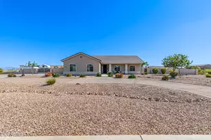 10315 W Rosemead Dr, Casa Grande, AZ 85194 - Photo 2
