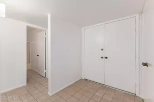 4901 E Magic Stone Dr, Phoenix, AZ 85044 - Photo 4