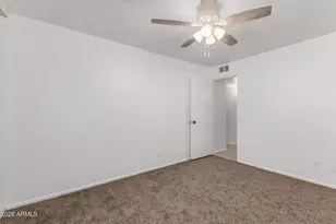 4901 E Magic Stone Dr, Phoenix, AZ 85044 - Photo 30