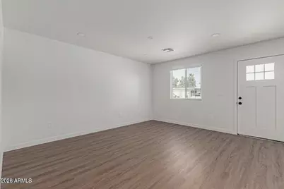 661 S 96th Place #2, Mesa, AZ 85208 - Photo 2
