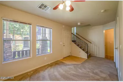 947 W Wendy Way, Gilbert, AZ 85233 - Photo 6