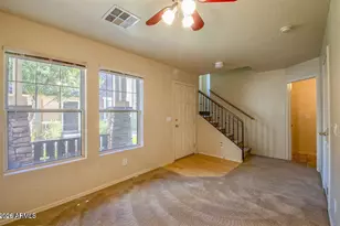 947 W Wendy Way, Gilbert, AZ 85233 - Photo 6