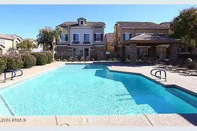 947 W Wendy Way, Gilbert, AZ 85233 - Photo 4