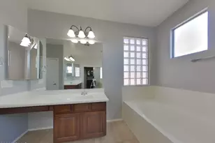 43633 W Cydnee Dr, Maricopa, AZ 85138 - Photo 12