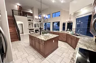 473 W Desert Ave, Gilbert, AZ 85233 - Photo 20