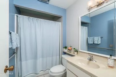 10007 W Pleasant Valley Road, Sun City, AZ 85351 - Photo 14