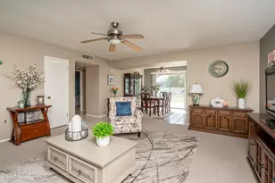 10007 W Pleasant Valley Rd, Sun City, AZ 85351 - Photo 4