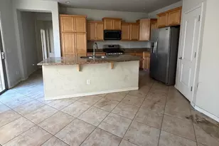 28732 N 20th Ln, Phoenix, AZ 85085 - Photo 6