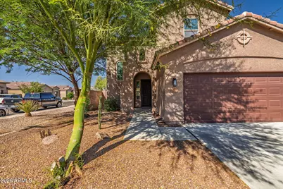 17253 N Rosemont Street, Maricopa, AZ 85138 - Photo 2