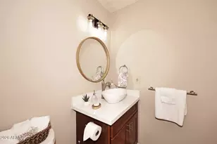 9707 E Mountain View Rd, Scottsdale, AZ 85258 - Photo 14