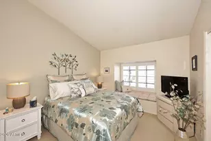 9707 E Mountain View Rd, Scottsdale, AZ 85258 - Photo 12