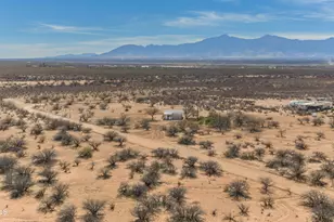 1438 N Gunsmoke Ave, Sierra Vista, AZ 85635 - Photo 2