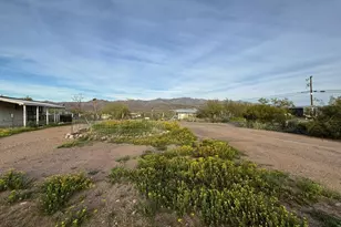 19825 E Ironwood Rd, Black Canyon City, AZ 85324 - Photo 12