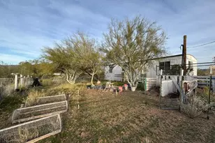 19825 E Ironwood Rd, Black Canyon City, AZ 85324 - Photo 10