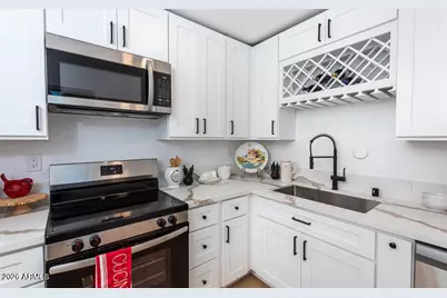 3655 N 5th Avenue #103, Phoenix, AZ 85013 - Photo 8