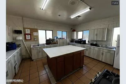 345 W Taylor Drive, Sierra Vista, AZ 85635 - Photo 6