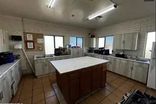 345 W Taylor Dr, Sierra Vista, AZ 85635 - Photo 6