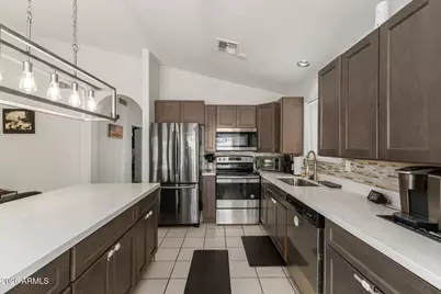 5051 E Adobe Street, Mesa, AZ 85205 - Photo 8