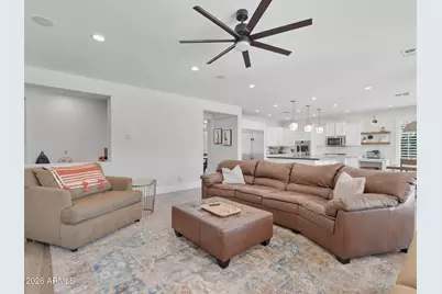 7108 S Twilight Court, Gilbert, AZ 85298 - Photo 8