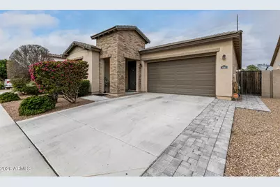 3840 E Wisteria Drive, Chandler, AZ 85286 - Photo 1