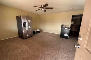 6258 W Wolf St, Phoenix, AZ 85033 - Photo 2