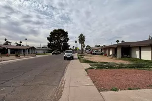 6258 W Wolf St, Phoenix, AZ 85033 - Photo 28