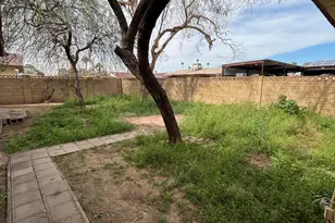 6258 W Wolf St, Phoenix, AZ 85033 - Photo 20
