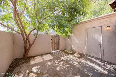 4260 N 67th Drive, Phoenix, AZ 85033 - Photo 6