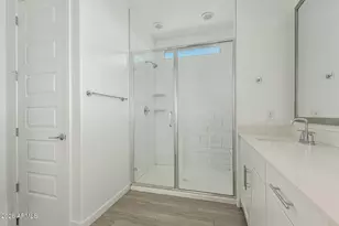 9208 W Sells Dr, Phoenix, AZ 85037 - Photo 16