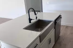 27425 N 30th Ln, Phoenix, AZ 85083 - Photo 6