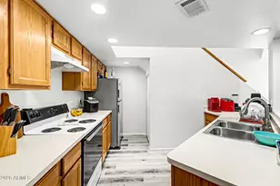 3228 W Glendale Ave, Phoenix, AZ 85051 - Photo 2