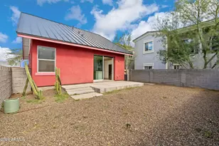 1337 E Polk St, Phoenix, AZ 85006 - Photo 30