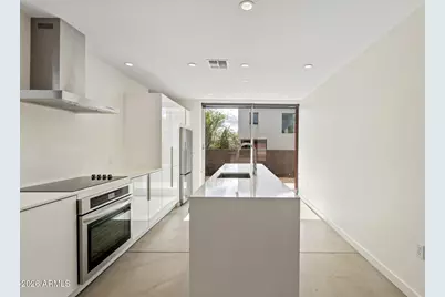 1337 E Polk Street #10, Phoenix, AZ 85006 - Photo 12