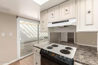 5174 N 83rd Street, Scottsdale, AZ 85250 - Photo 4