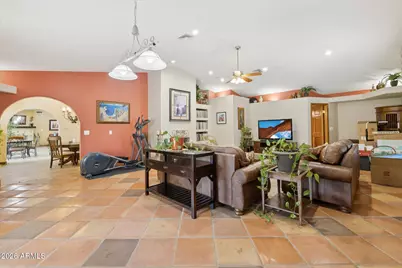 15629 N 10th Place, Phoenix, AZ 85022 - Photo 8